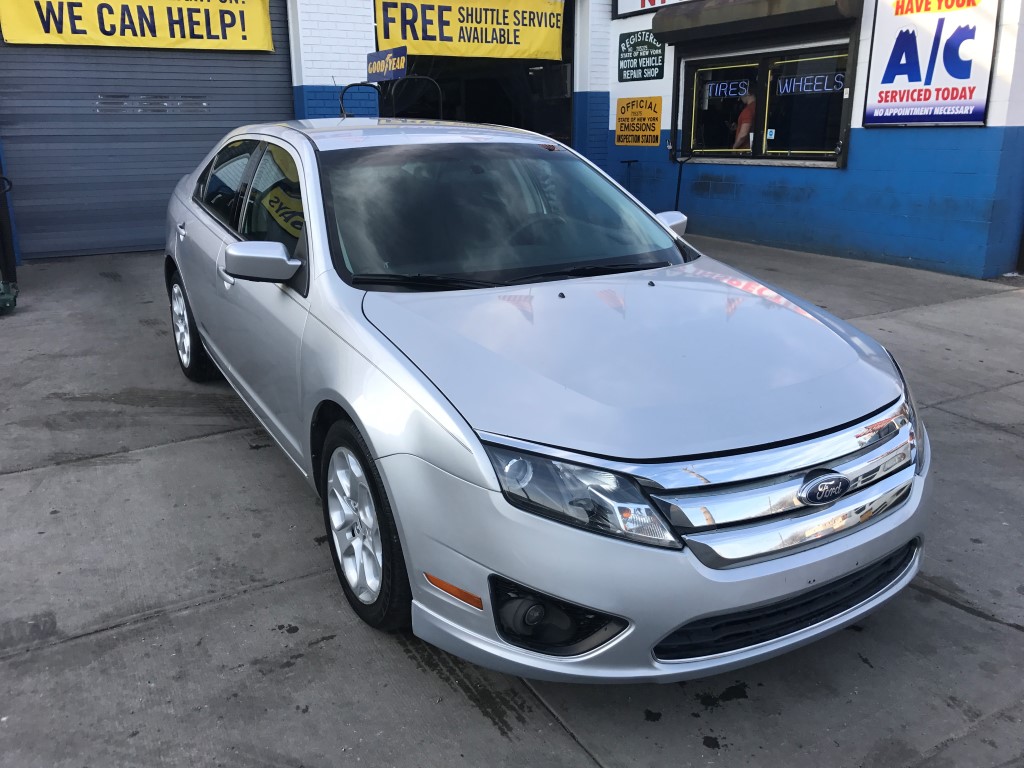 Used - Ford Fusion SE Sedan for sale in Staten Island NY