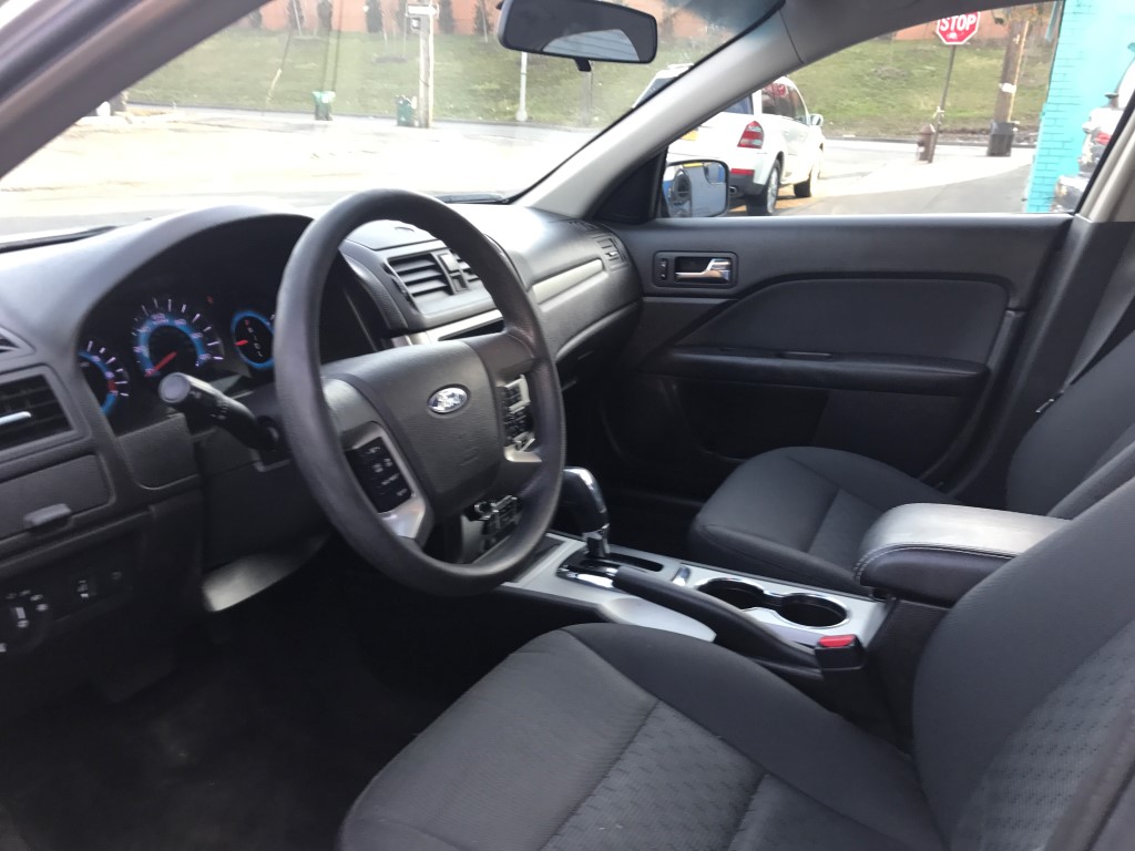 Used - Ford Fusion SE Sedan for sale in Staten Island NY