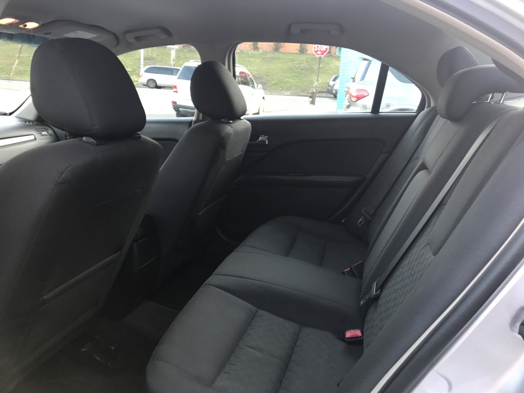 Used - Ford Fusion SE Sedan for sale in Staten Island NY