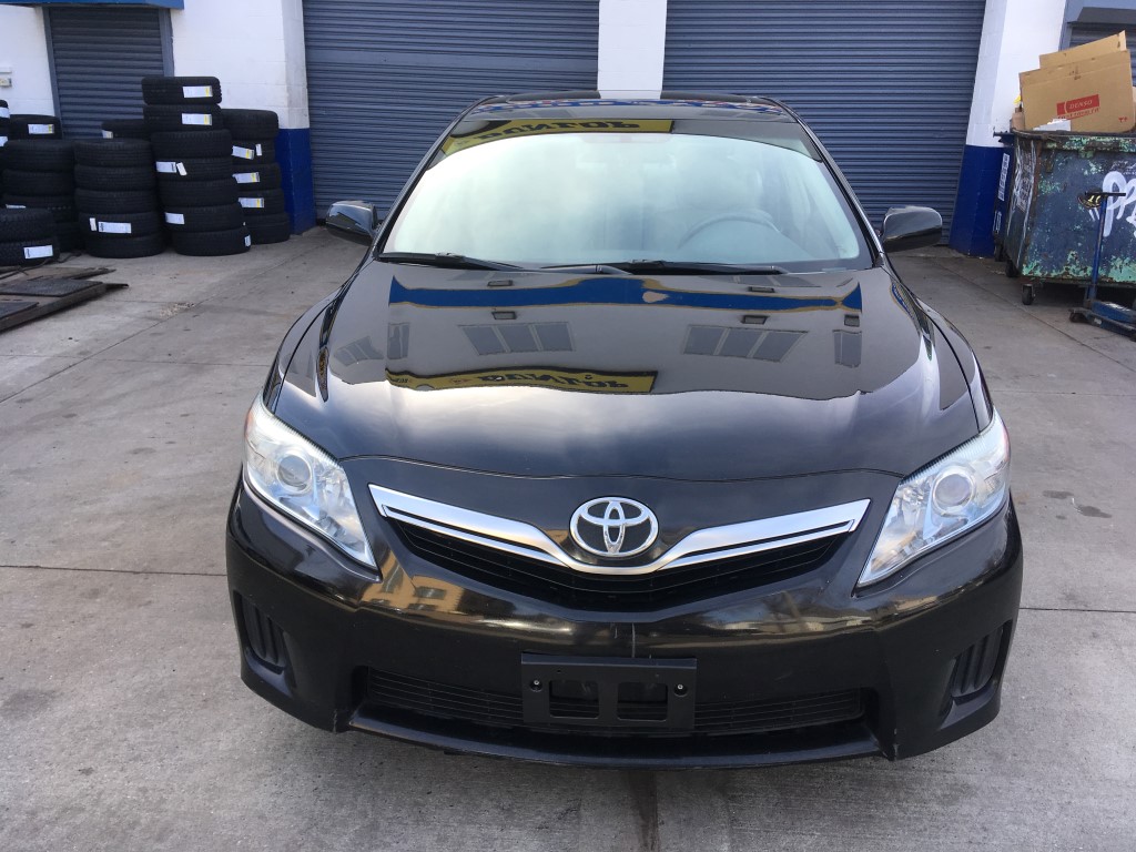 Used - Toyota Camry Hybrid Sedan for sale in Staten Island NY