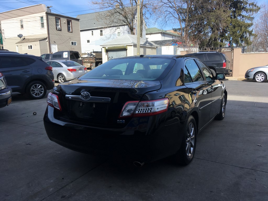 Used - Toyota Camry Hybrid Sedan for sale in Staten Island NY