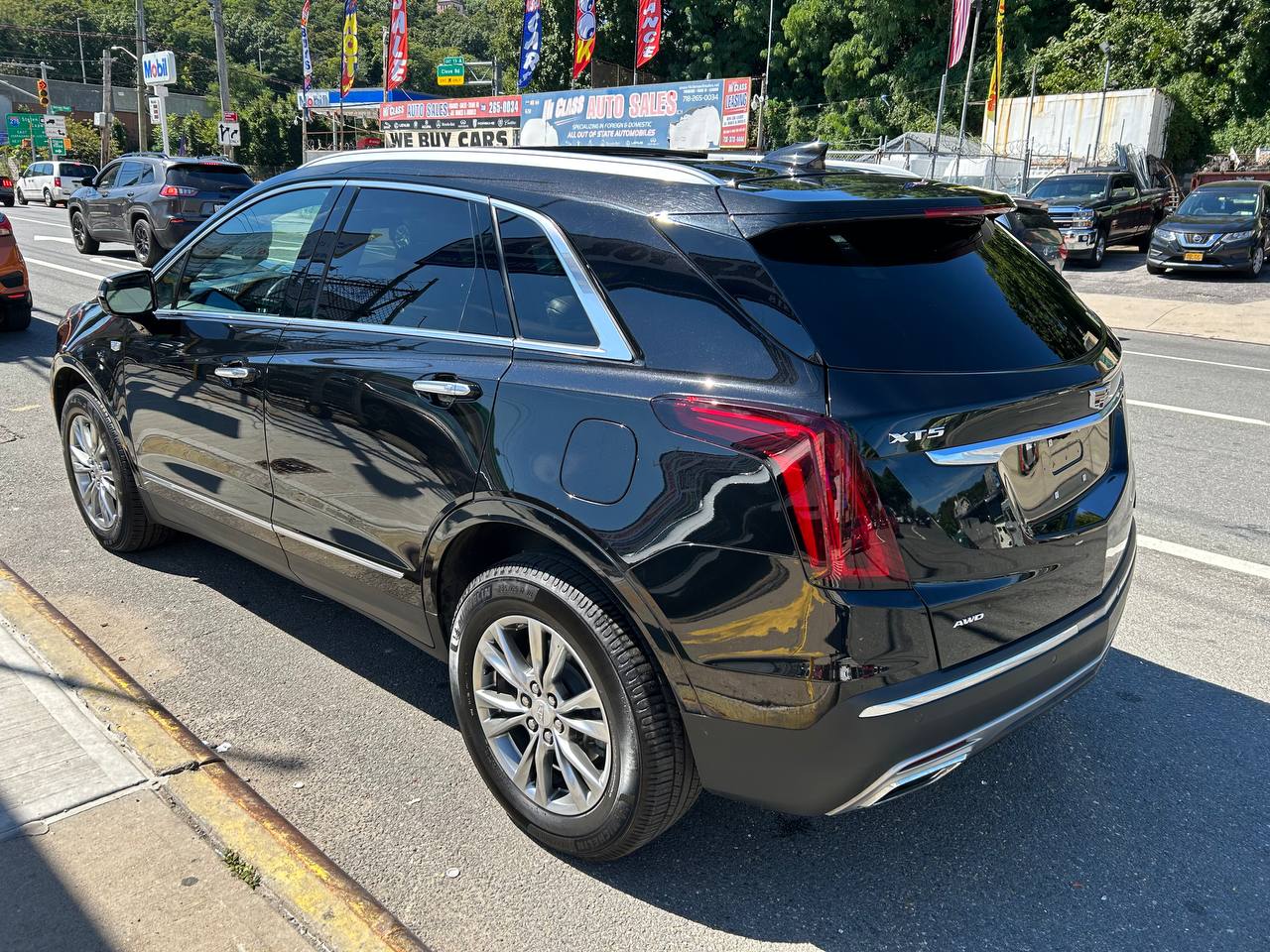 Used - Cadillac XT5 PREMIUM LUXURY SUV for sale in Staten Island NY