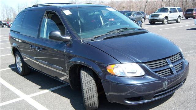 2007 Dodge Caravan SXT Van for sale in Brooklyn, NY