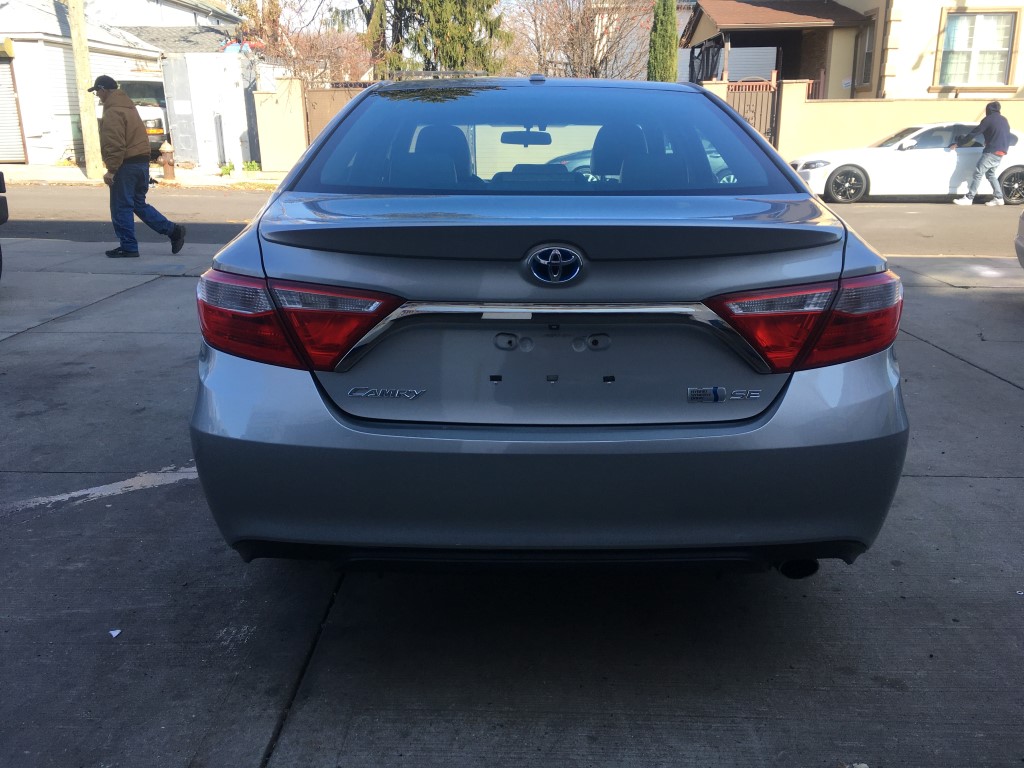 Used - Toyota Camry SE Hybrid Sedan for sale in Staten Island NY