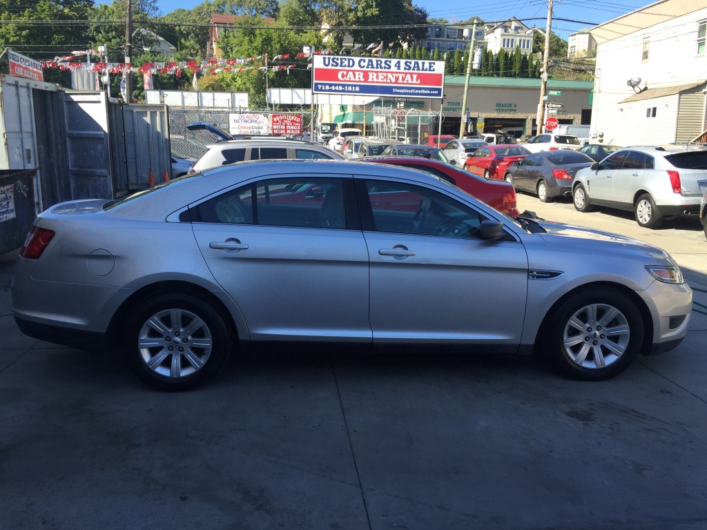 Used - Ford Taurus SE Sedan for sale in Staten Island NY