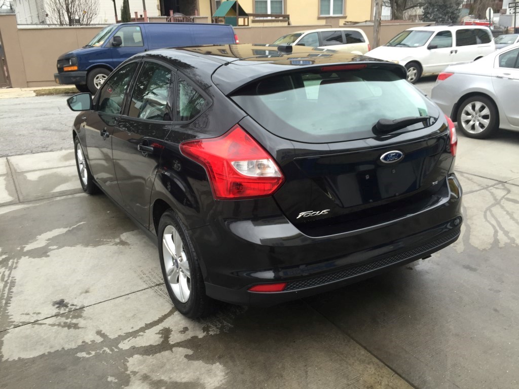 Used - Ford Focus SE Hatchback for sale in Staten Island NY