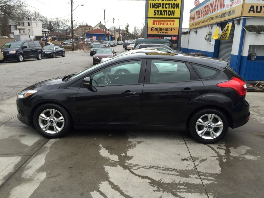 Used - Ford Focus SE Hatchback for sale in Staten Island NY