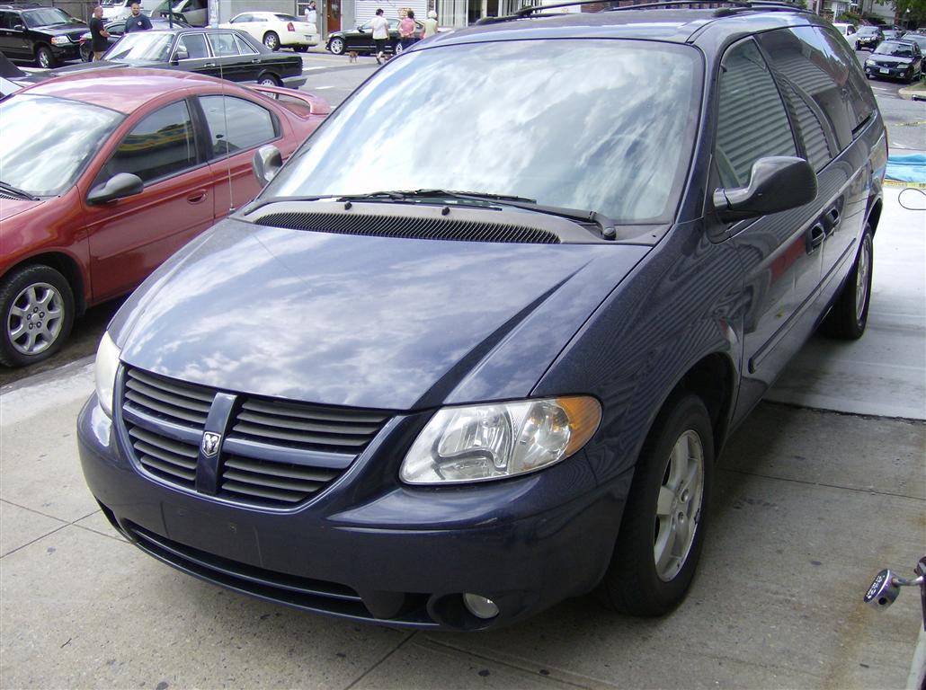 2005 Dodge Caravan MiniVan for sale in Brooklyn, NY