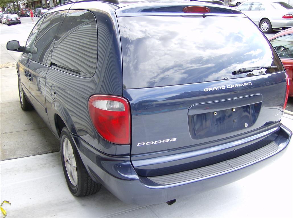 2005 Dodge Caravan MiniVan for sale in Brooklyn, NY