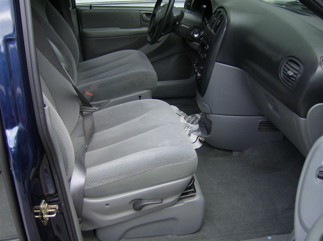 2005 Dodge Caravan MiniVan for sale in Brooklyn, NY