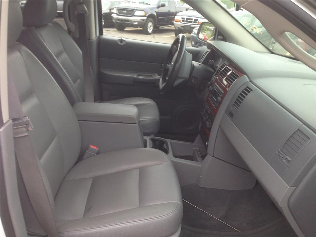 2004 Dodge Durango Sport Utility 4WD for sale in Brooklyn, NY