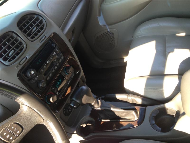 Used - Buick Rainier Sport Utility for sale in Staten Island NY