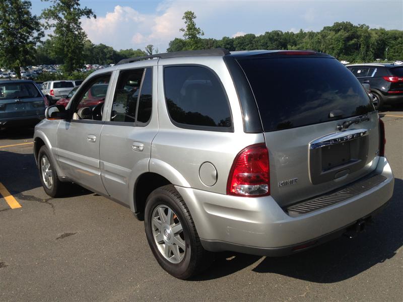 Used - Buick Rainier Sport Utility for sale in Staten Island NY