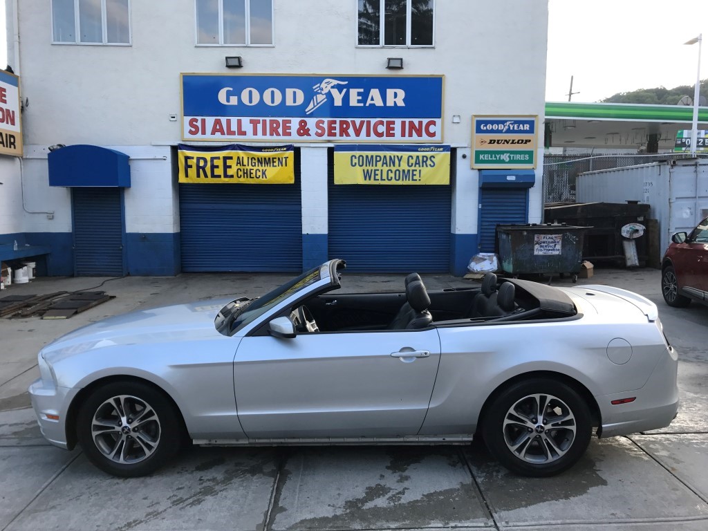 Used - Ford Mustang Convertible for sale in Staten Island NY