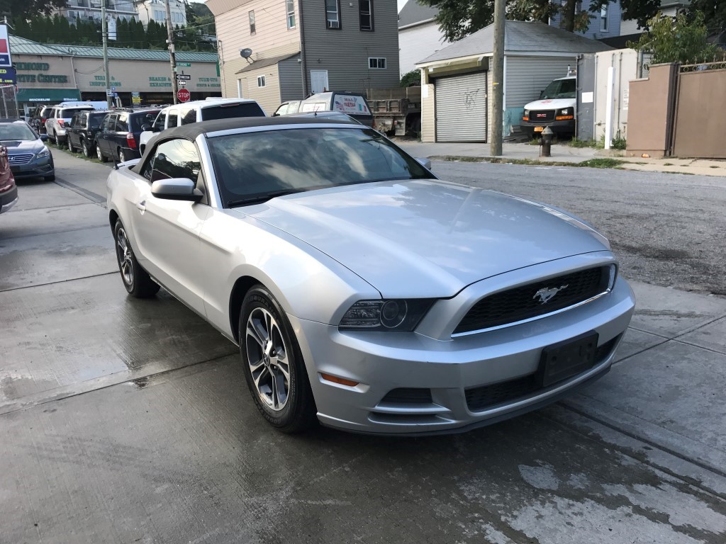 Used - Ford Mustang Convertible for sale in Staten Island NY