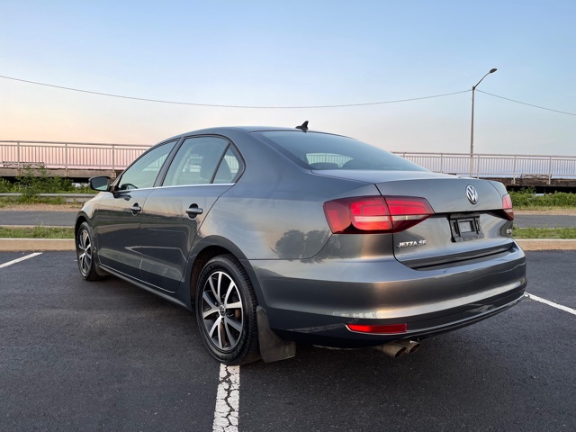 Used - Volkswagen Jetta SE Sedan for sale in Staten Island NY