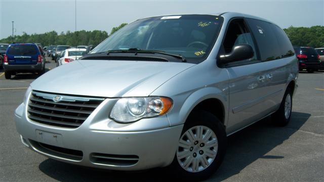 2007 Chrysler Town & Country LX Van for sale in Brooklyn, NY