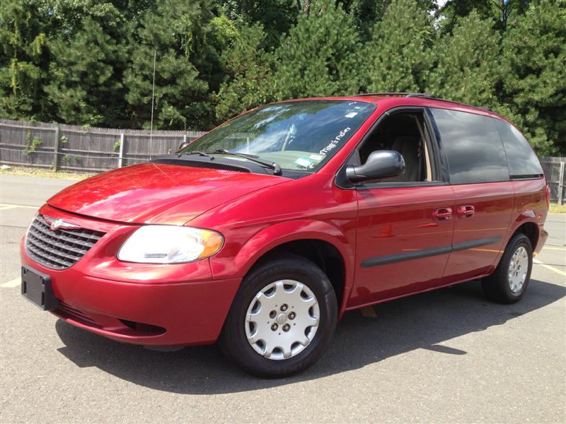 2003 Chrysler voyager lx minivan 4d