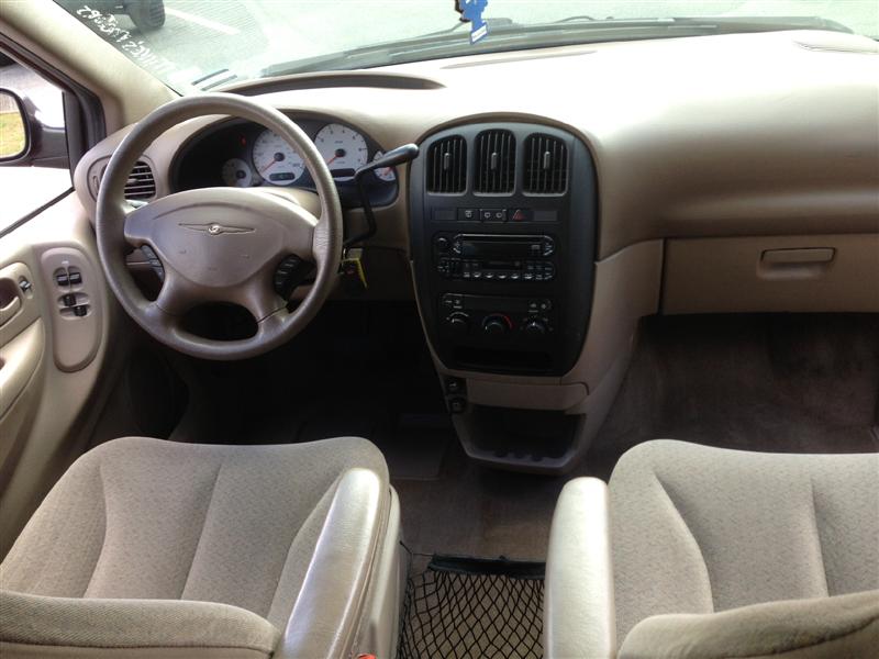 2003 Chrysler Voyager MiniVan for sale in Brooklyn, NY