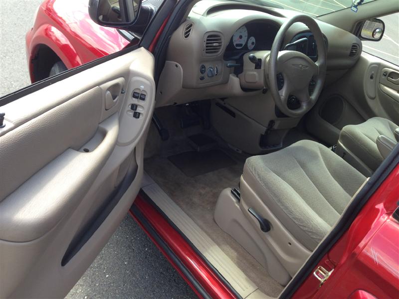 2003 Chrysler Voyager MiniVan for sale in Brooklyn, NY