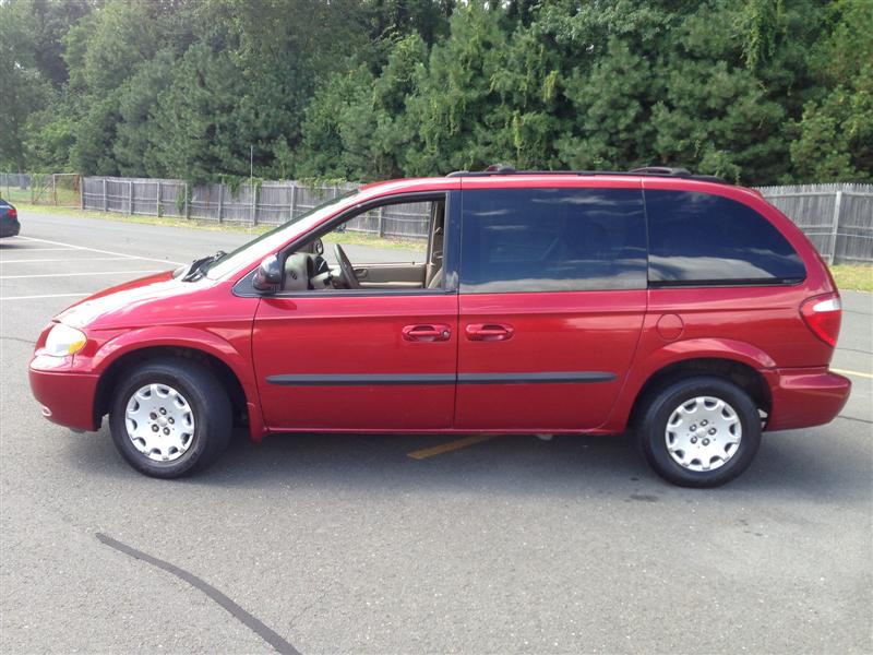 2003 Chrysler minivan #4