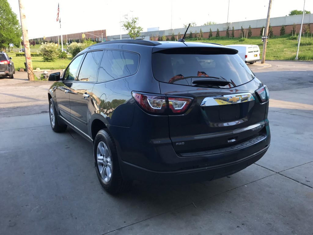 Used - Chevrolet Traverse LS SUV for sale in Staten Island NY