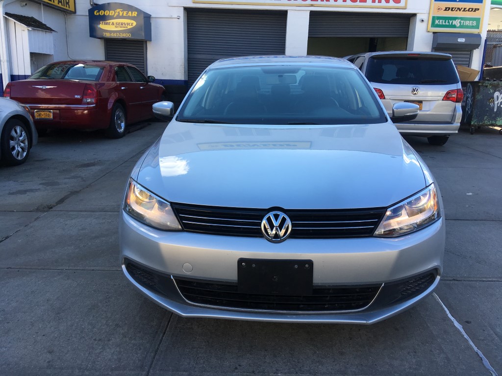 Used - Volkswagen Jetta SE Sedan for sale in Staten Island NY