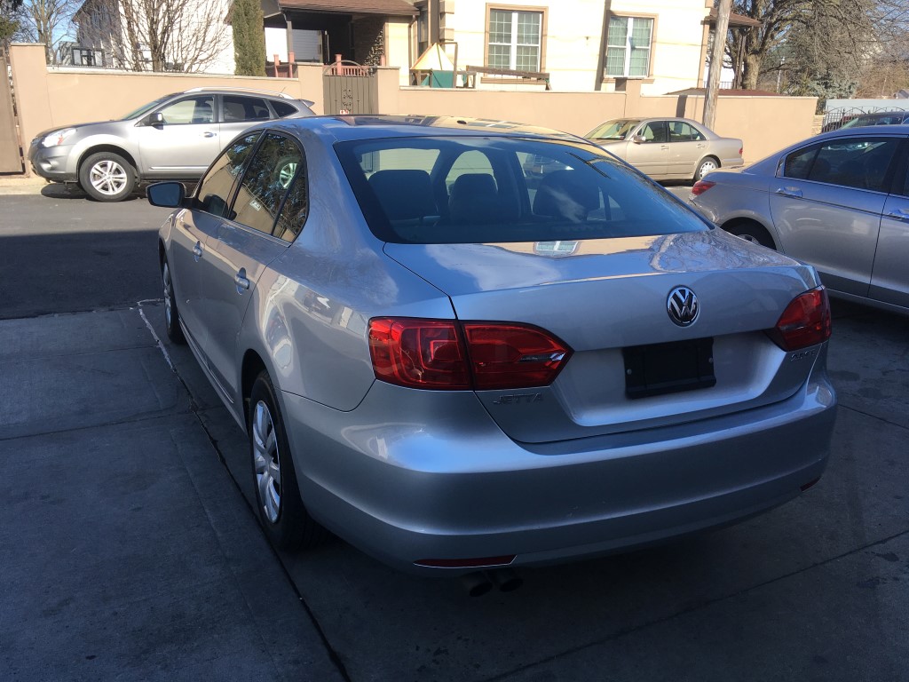 Used - Volkswagen Jetta SE Sedan for sale in Staten Island NY