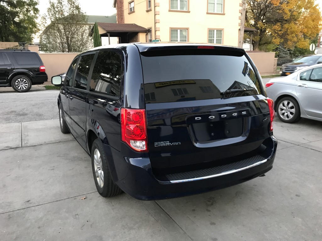 Used - Dodge Grand Caravan SXT Minivan for sale in Staten Island NY