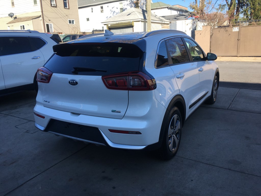 Used - Kia Niro LX Hybrid Wagon for sale in Staten Island NY