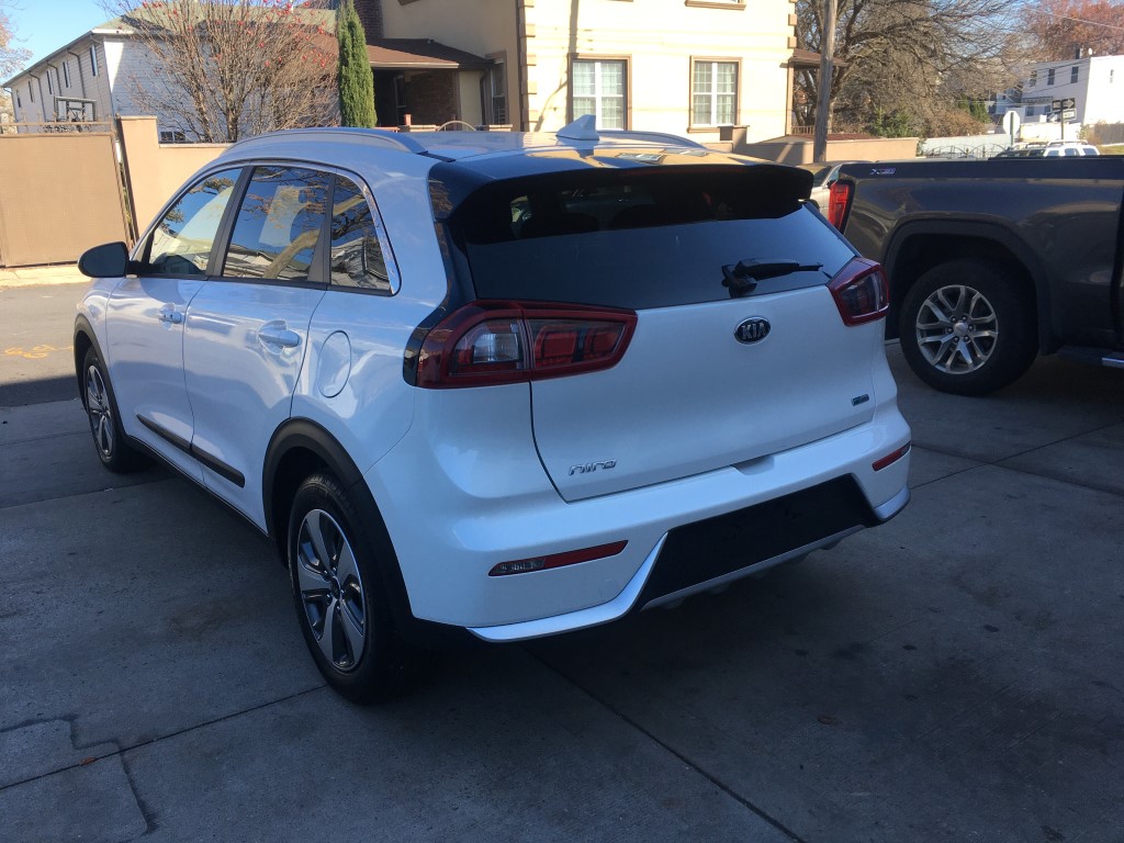 Used - Kia Niro LX Hybrid Wagon for sale in Staten Island NY