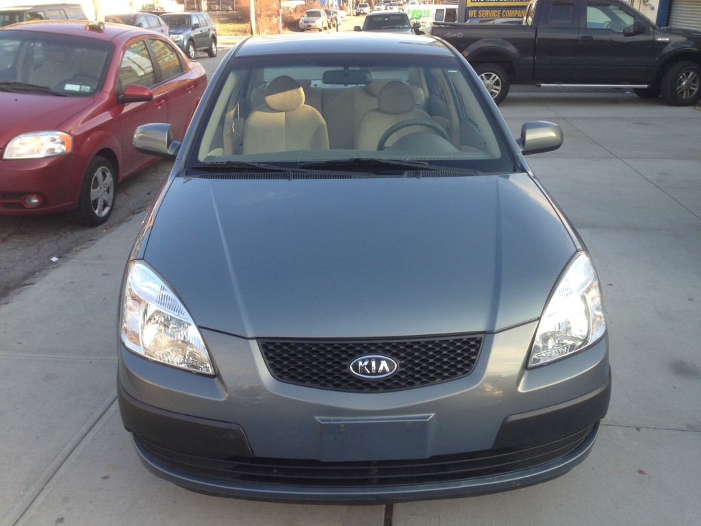 2007 Kia Rio Sedan for sale in Brooklyn, NY