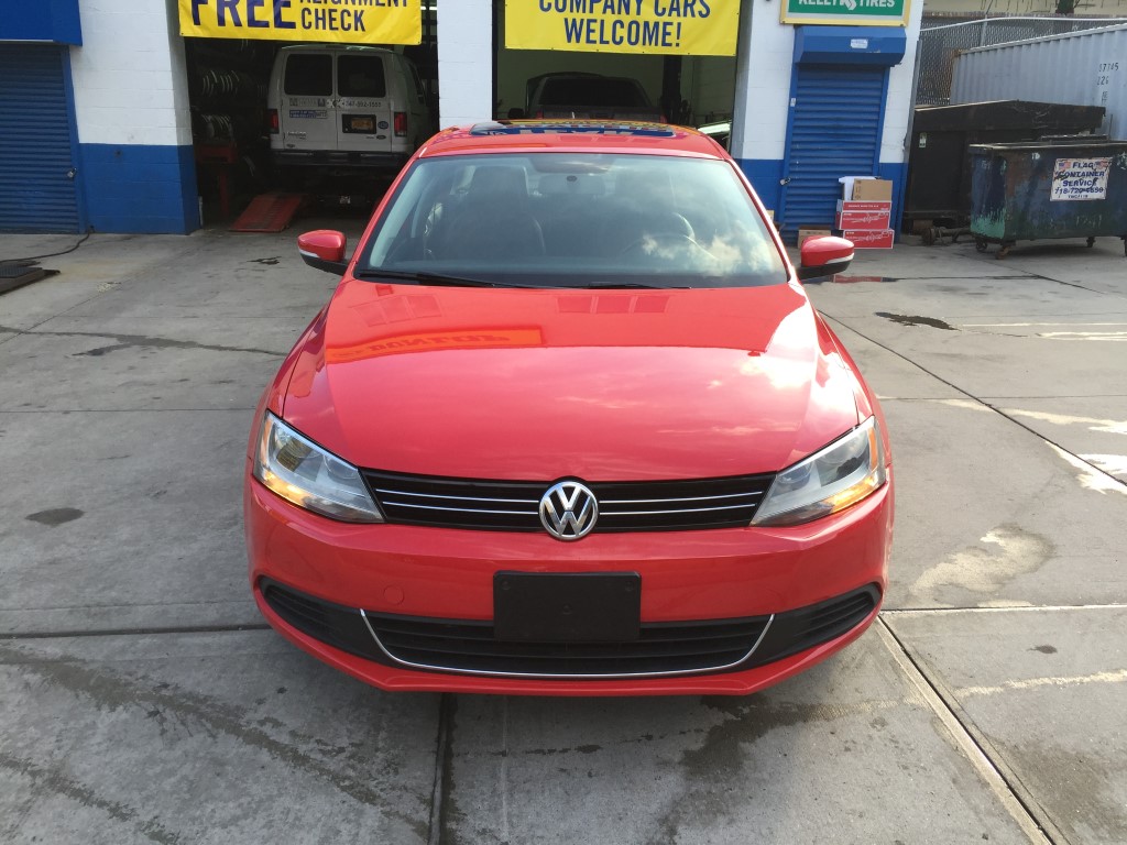 Used - Volkswagen Jetta SE Sedan for sale in Staten Island NY