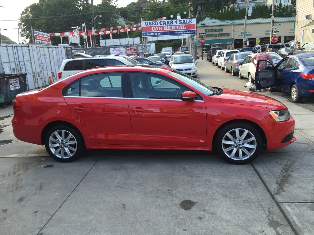 Used - Volkswagen Jetta SE Sedan for sale in Staten Island NY