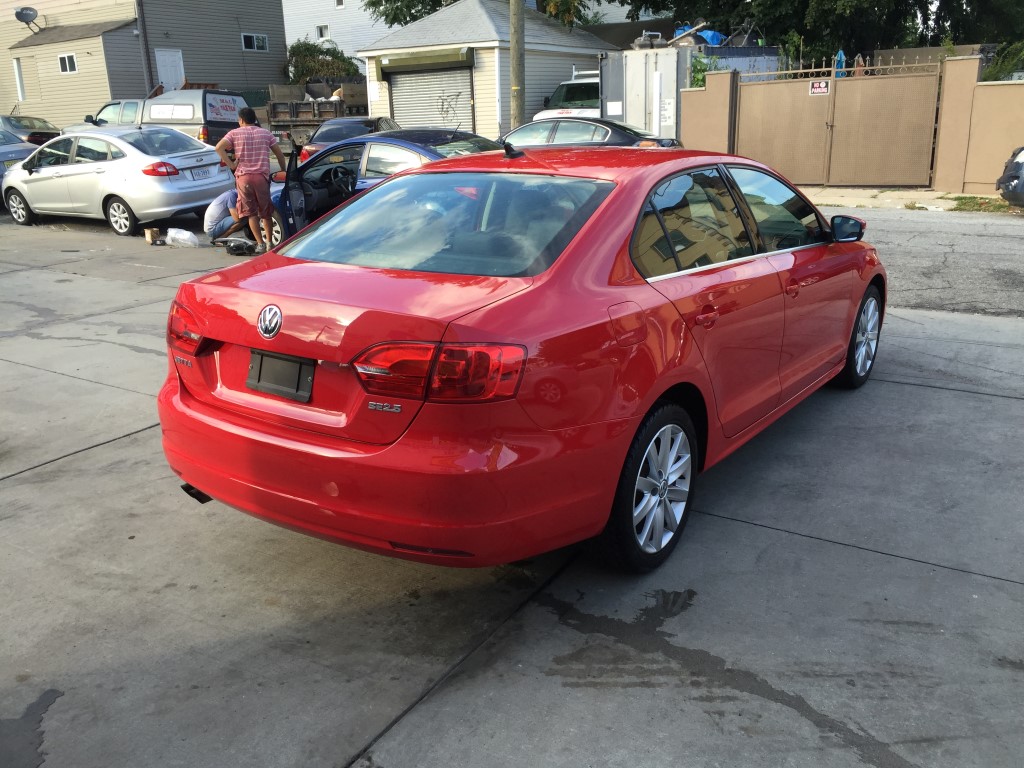 Used - Volkswagen Jetta SE Sedan for sale in Staten Island NY