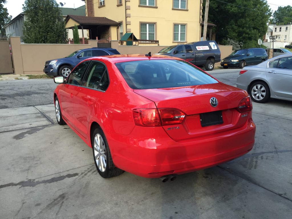 Used - Volkswagen Jetta SE Sedan for sale in Staten Island NY