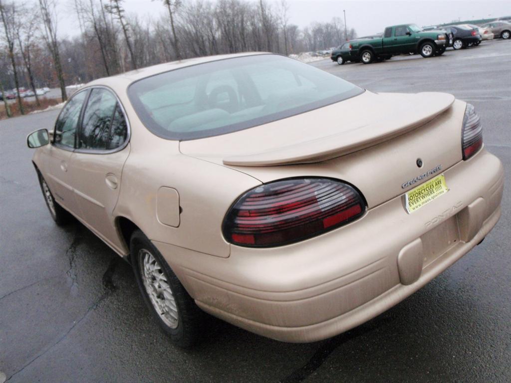 2000 Pontiac Grand Prix Sedan ES for sale in Brooklyn, NY