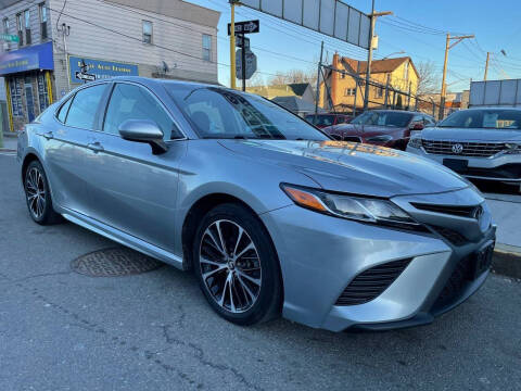 Used - Toyota Camry SE SEDAN for sale in Staten Island NY