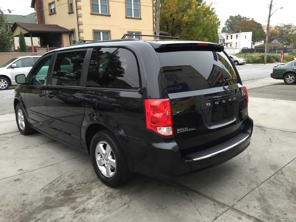 Used - Dodge Grand Caravan SXT MiniVan for sale in Staten Island NY