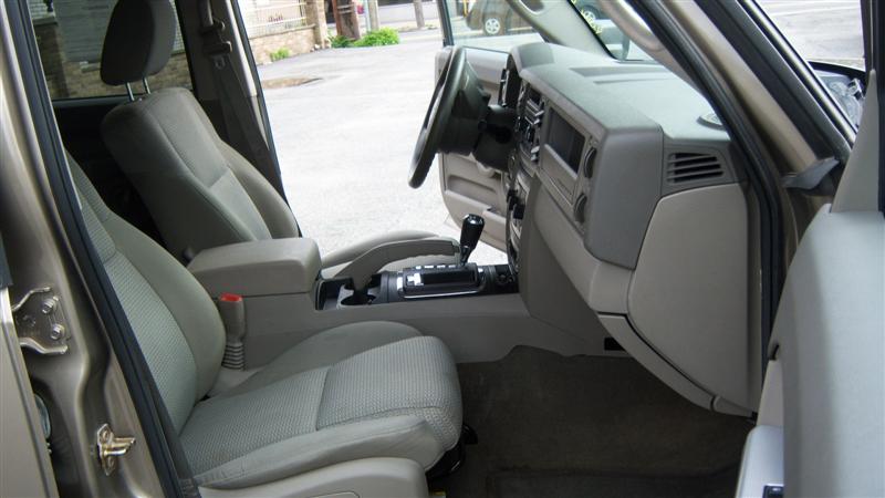 Used - Jeep Commander 4x4 Sport Utility for sale in Staten Island NY