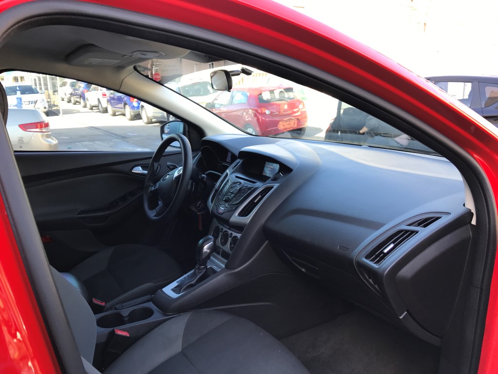 Used - Ford Focus SE Hatchback for sale in Staten Island NY