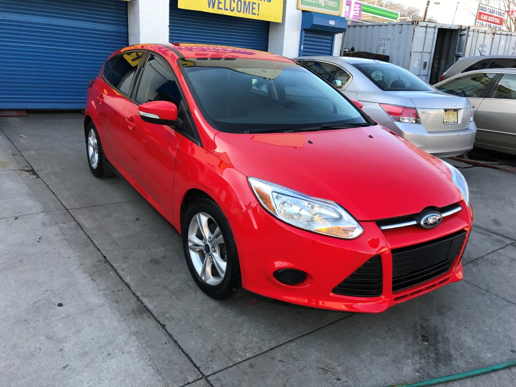 Used - Ford Focus SE Hatchback for sale in Staten Island NY