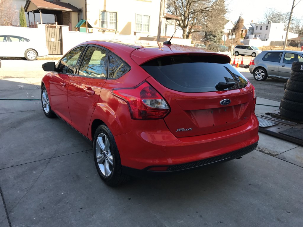 Used - Ford Focus SE Hatchback for sale in Staten Island NY