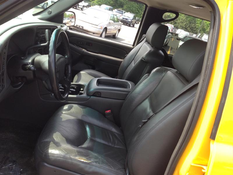 2003 Chevrolet Avalanche Pickup Truck for sale in Brooklyn, NY