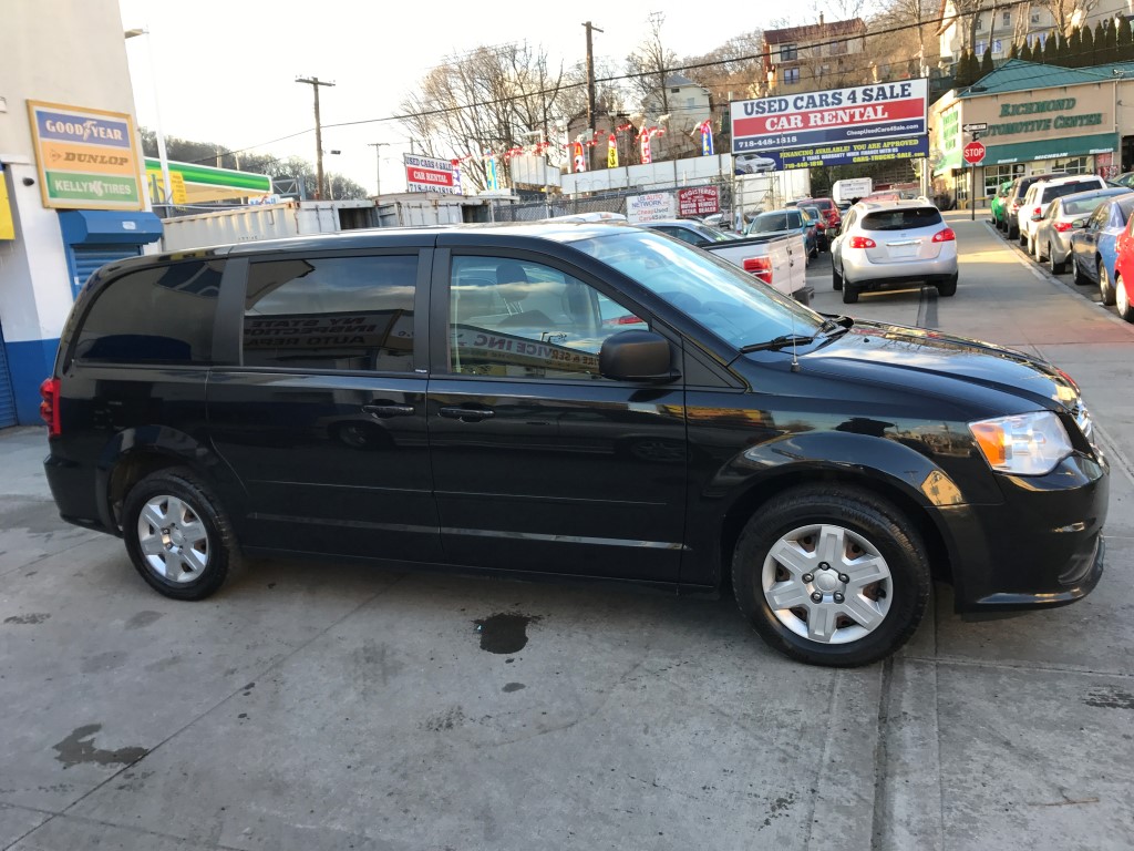 Used - Dodge Grand Caravan SE MiniVan for sale in Staten Island NY