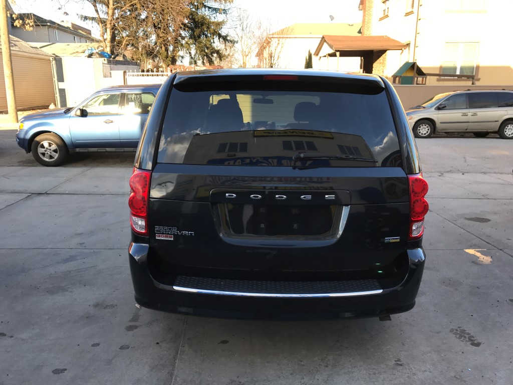 Used - Dodge Grand Caravan SE MiniVan for sale in Staten Island NY