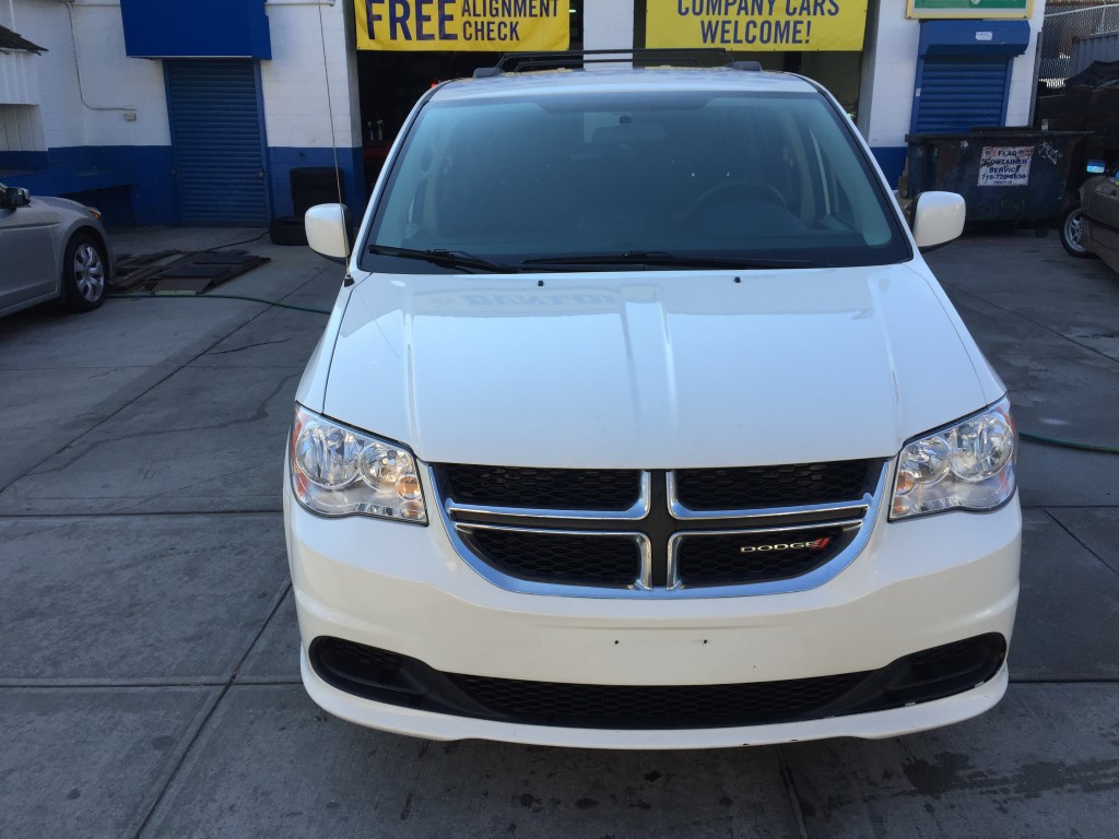 Used - Dodge Grand Caravan SXT MiniVan for sale in Staten Island NY