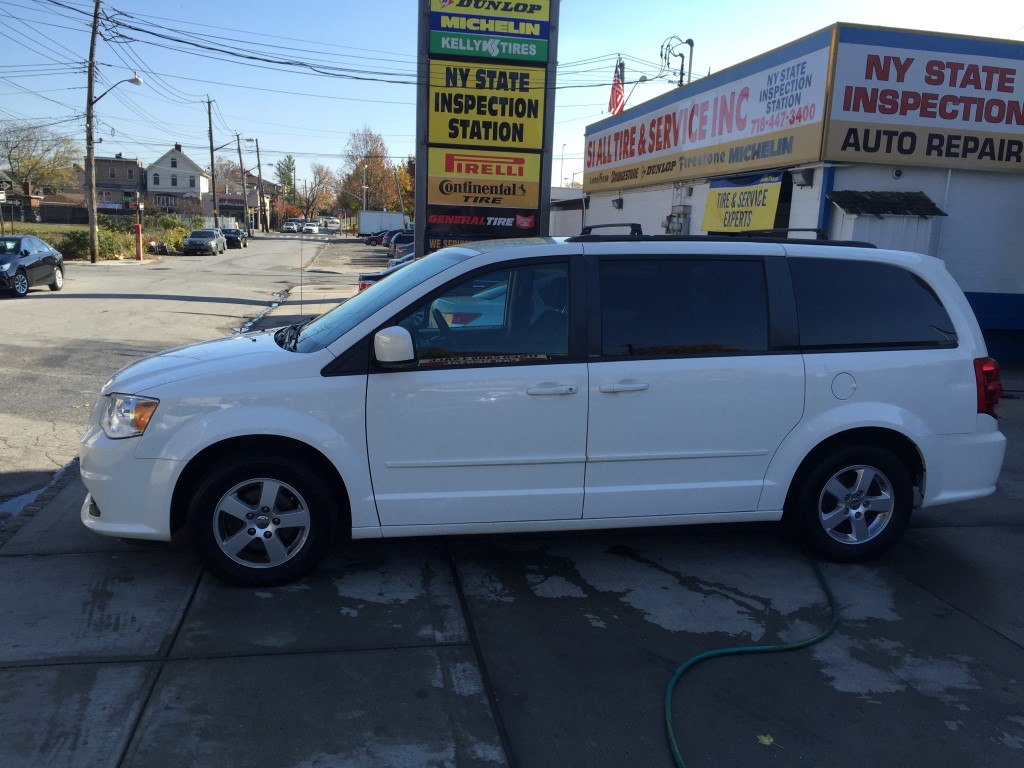 Used - Dodge Grand Caravan SXT MiniVan for sale in Staten Island NY