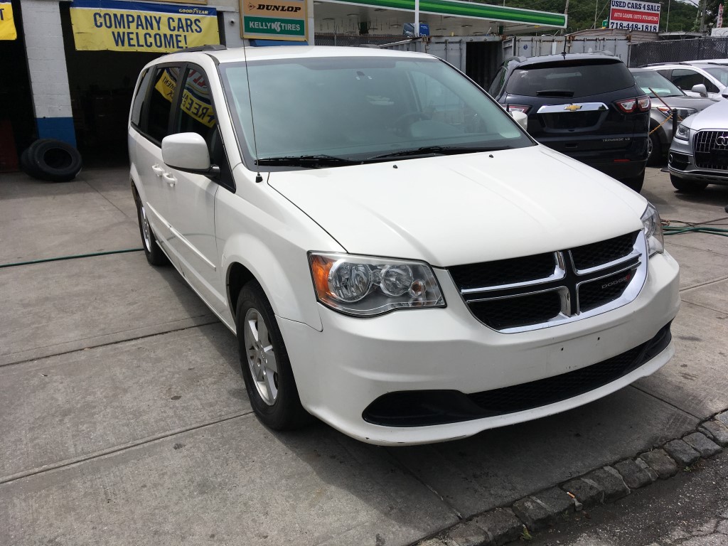 Used - Dodge Grand Caravan SXT Minivan for sale in Staten Island NY