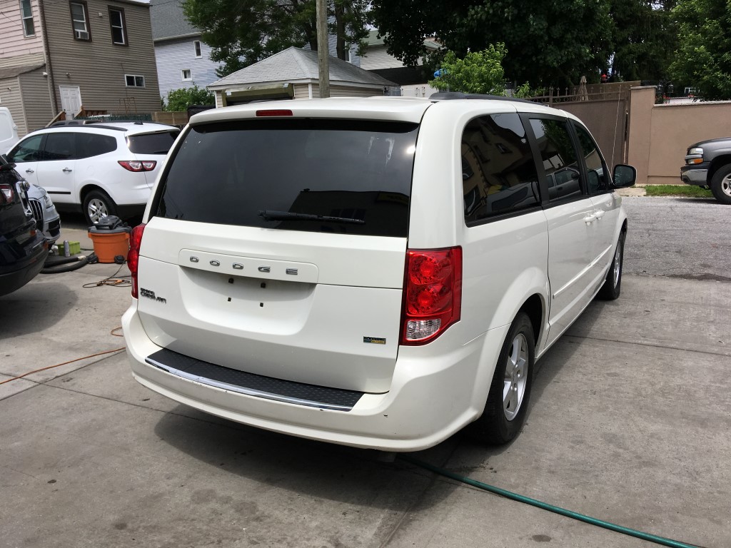 Used - Dodge Grand Caravan SXT Minivan for sale in Staten Island NY